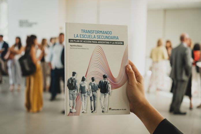 Libro-Transformando-la-escuela-secundaria.-Publicado-por-Santillana